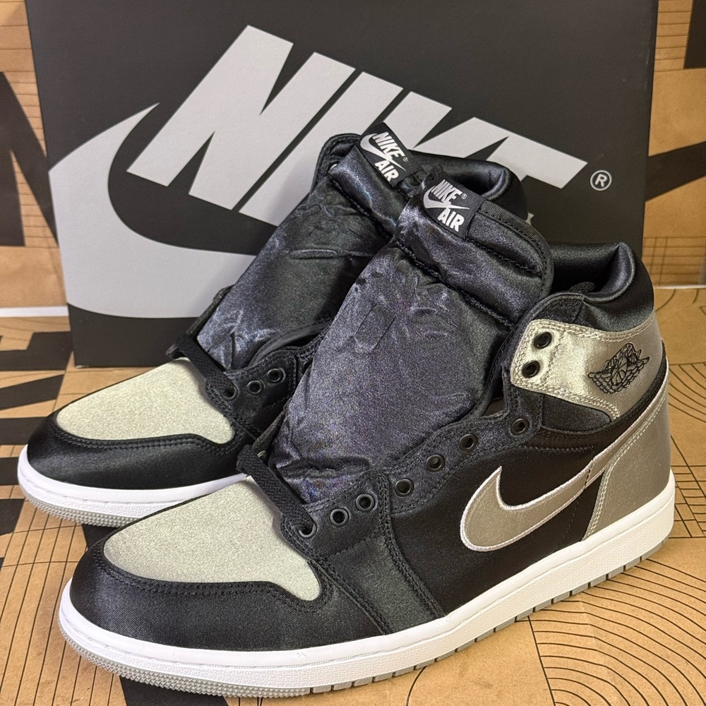 Jordan 1 Retro High Fd4810-010